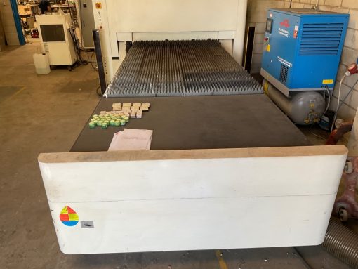 Bodor P3015 - 3kw IPG Laser Source - Automatic Nozzle Changer - CE - Image 10